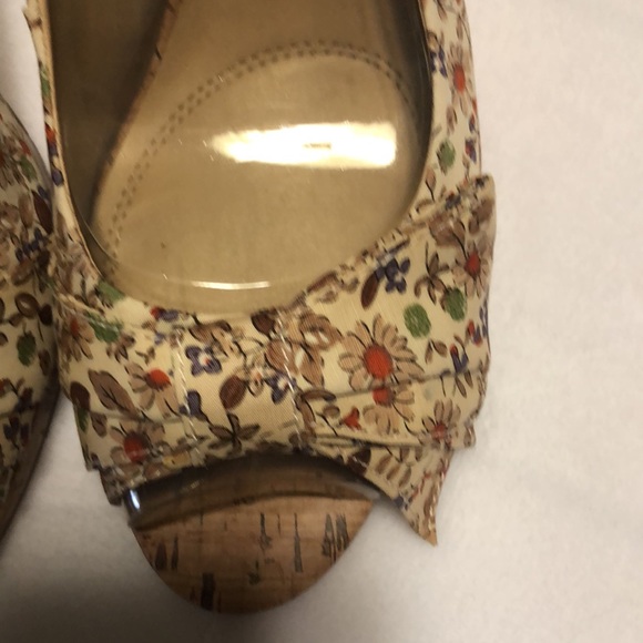 Unisa open tie heels - Picture 5 of 8